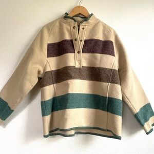 Vintage Woolrich women’s wool pullover, size L